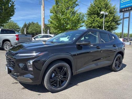 Mosaic Black Metallic 2026 Chevrolet Trax ACTIV