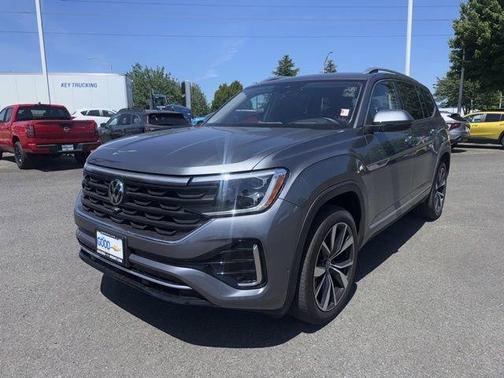Platinum Gray Metallic 2024 Volkswagen Atlas 2.0T SEL Premium R-Line