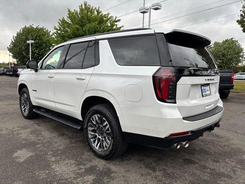 Iridescent Pearl Tricoat 2025 Chevrolet Tahoe Z71
