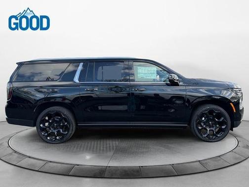 Black 2026 Chevrolet Suburban High Country