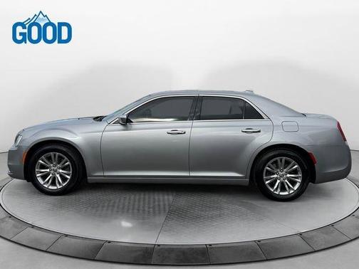 2016 Chrysler 300C Base