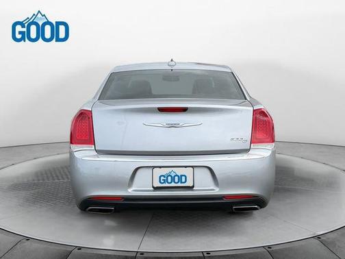2016 Chrysler 300C Base