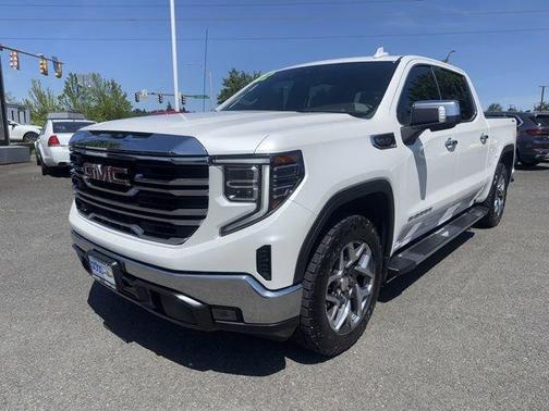 White Frost Tri-Coat 2022 GMC Sierra 1500 SLT