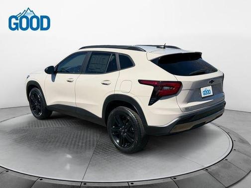 White Sand 2026 Chevrolet Trax ACTIV