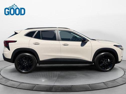White Sand 2026 Chevrolet Trax ACTIV