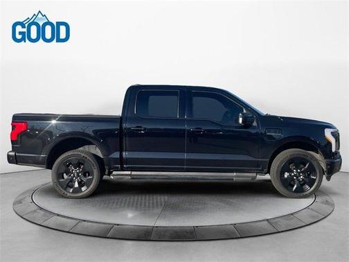 2022 Ford F-150 Lightning LARIAT