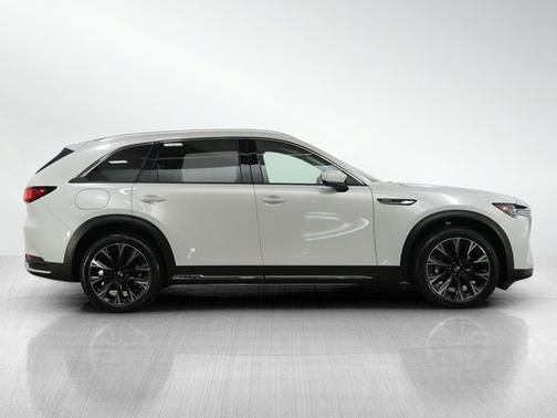 2024 Mazda CX-90 PHEV Premium