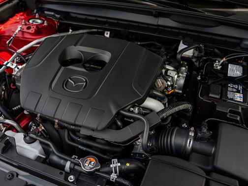 2025 Mazda CX-50 2.5 S Preferred Package