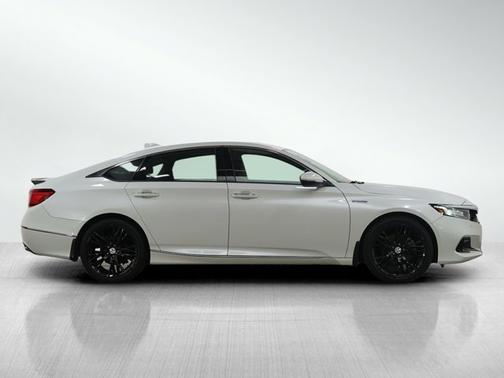 2022 Honda Accord Hybrid Touring