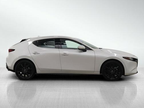 2023 Mazda Mazda3 2.5 S Premium