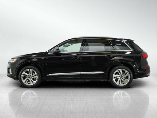 2024 Audi Q7 Premium Plus