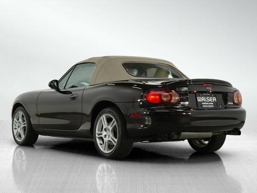 2005 Mazda MX-5 Miata LS