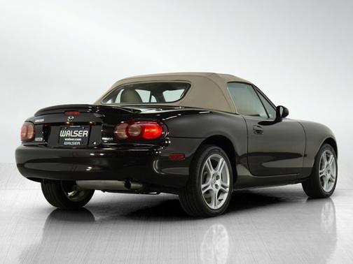 2005 Mazda MX-5 Miata LS