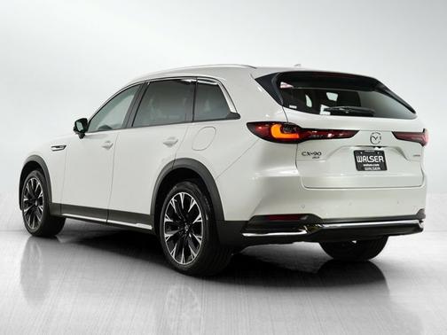 2024 Mazda CX-90 PHEV Premium Plus