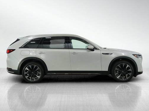 2024 Mazda CX-90 PHEV Premium