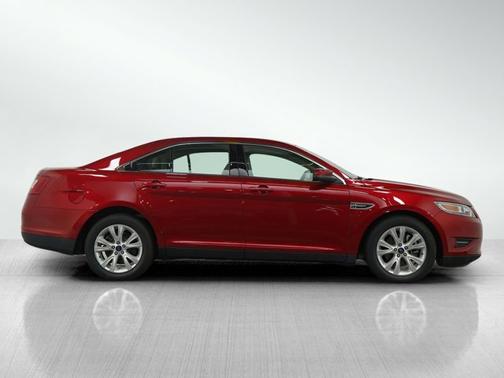 2010 Ford Taurus SEL