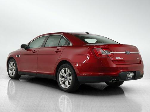 2010 Ford Taurus SEL