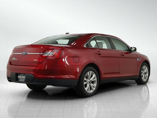 2010 Ford Taurus SEL