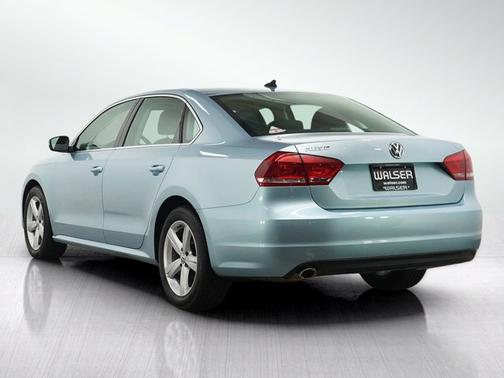 Glacier Blue Metallic 2013 Volkswagen Passat 2.5 SE