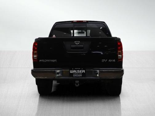 Magnetic Black Pearl 2019 Nissan Frontier SV