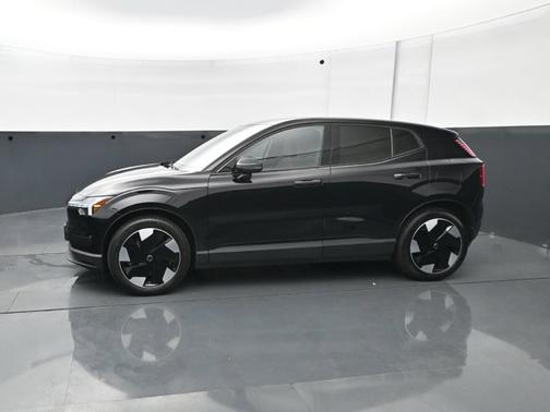 Onyx Black Metallic 2025 Volvo EX30 Plus