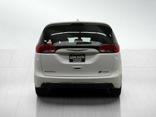 2018 Chrysler Pacifica Hybrid Touring Plus