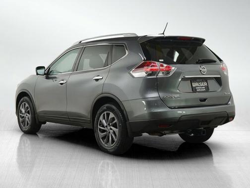 Gun Metallic 2016 Nissan Rogue SL