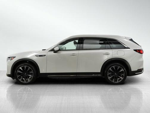 2024 Mazda CX-90 PHEV Premium Plus