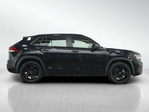 2023 Volkswagen Atlas Cross Sport 2.0T SEL R-Line Black