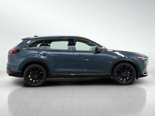 2022 Mazda CX-9 Carbon Edition