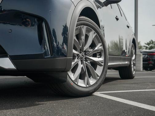 2025 Mazda CX-90 Premium Plus Package
