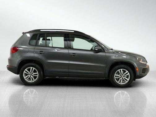 2015 Volkswagen Tiguan S