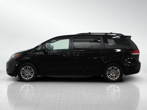 2012 Toyota Sienna XLE
