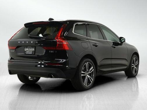 2019 Volvo XC60 T5 Momentum