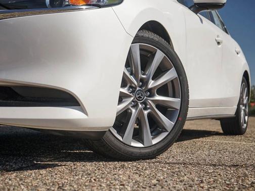 2025 Mazda Mazda3 2.5 S Preferred