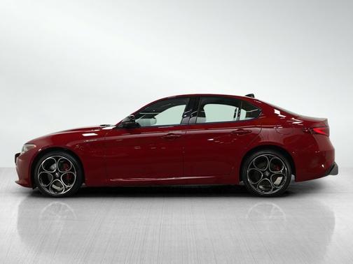 2023 Alfa Romeo Giulia Veloce