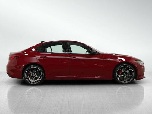 2023 Alfa Romeo Giulia Veloce
