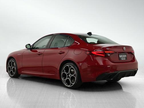 2023 Alfa Romeo Giulia Veloce