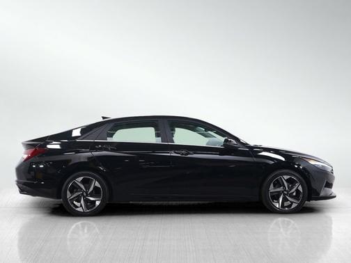 2023 Hyundai ELANTRA HEV Limited