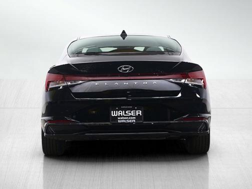 2023 Hyundai ELANTRA HEV Limited