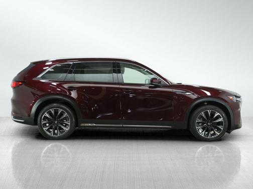 2024 Mazda CX-90 PHEV Premium Plus
