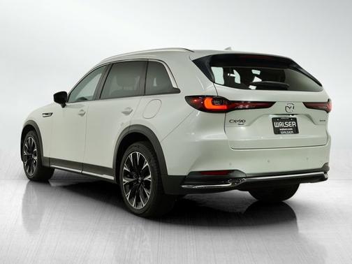 2024 Mazda CX-90 PHEV Premium Plus