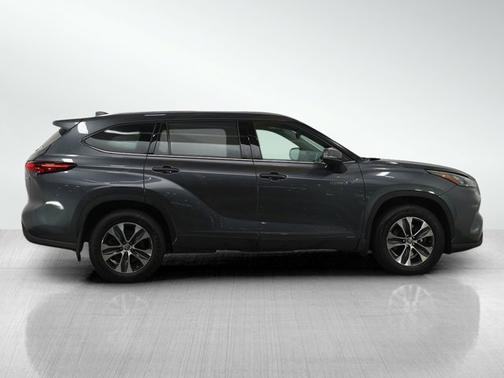 2020 Toyota Highlander Hybrid XLE