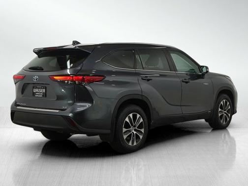 2020 Toyota Highlander Hybrid XLE