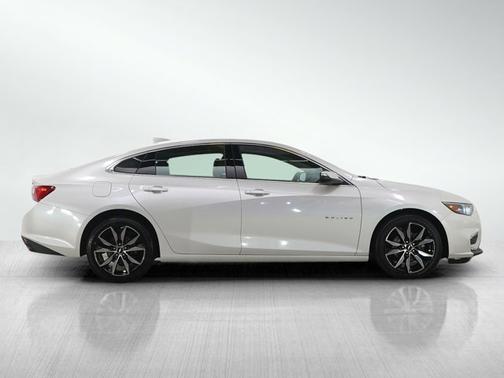 2017 Chevrolet Malibu 1LT