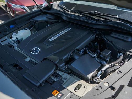 2025 Mazda CX-70 PHEV Premium Package