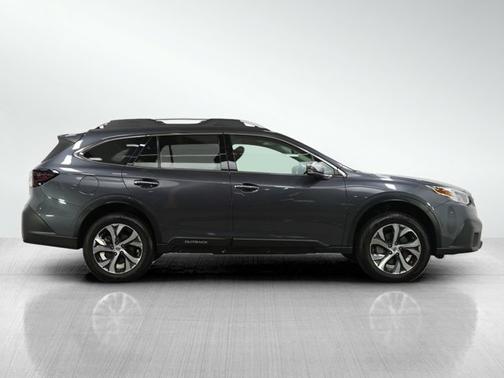 2022 Subaru Outback Touring