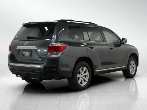 2013 Toyota Highlander Plus