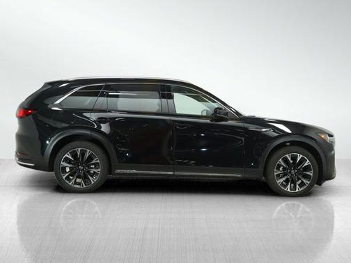 2024 Mazda CX-90 PHEV Premium Plus