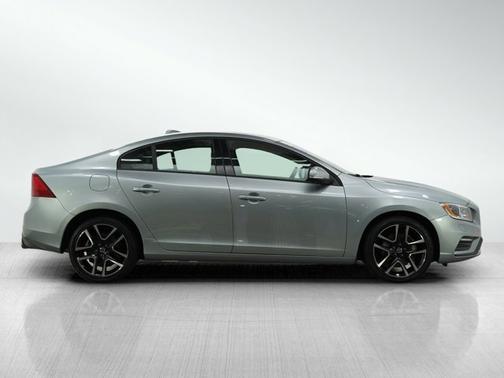2018 Volvo S60 T5 Dynamic